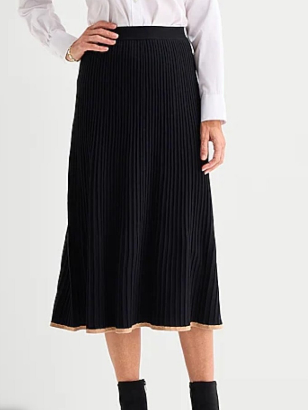 Liz Claiborne Black Pleated Midi Skirt with Tan Trim